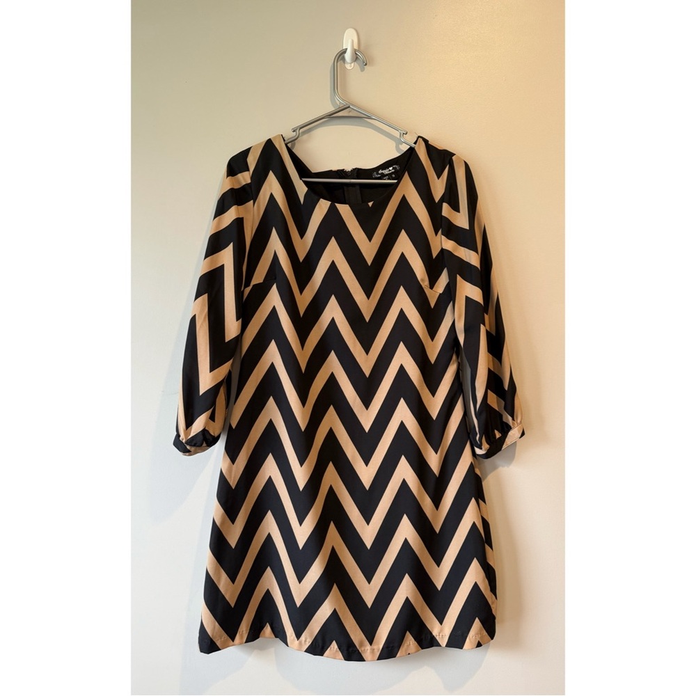 **FINAL PRICE**  Women’s ‘Sequin Hearts’ chevron long sleeve dress